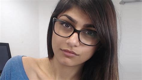 mia khalifa worth